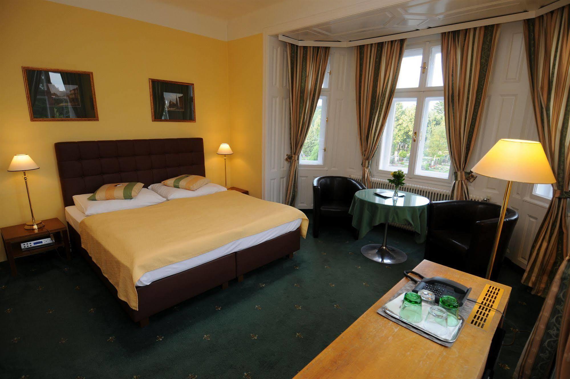 Bergwirt Schönbrunn Hotel